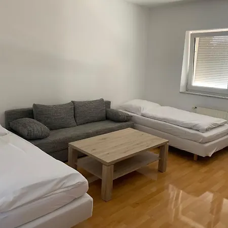 Apartment Monteurwohnung In Aschersleben, 2 Zimmer, Kueche, Bad, Max 4 Personen *